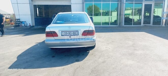 Mercedes E 240 2000, 350,000 km - 2.4 l - Bərdə