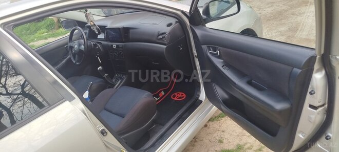 Toyota Corolla 2005, 254,800 km - 1.4 l - Saatlı