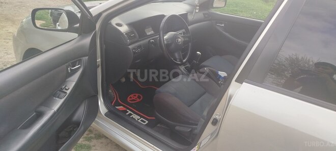 Toyota Corolla 2005, 254,800 km - 1.4 l - Saatlı