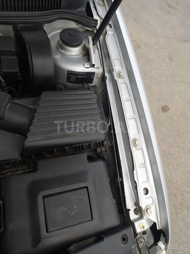 Volkswagen Bora 2003, 250,000 km - 1.6 л - Bakı