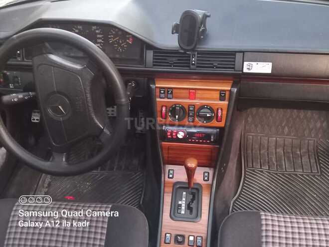 Mercedes E 220 1995, 457,876 km - 2.2 l - Bakı