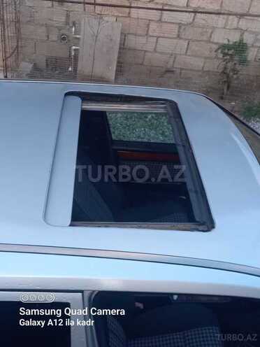 Mercedes E 220 1995, 457,876 km - 2.2 l - Bakı