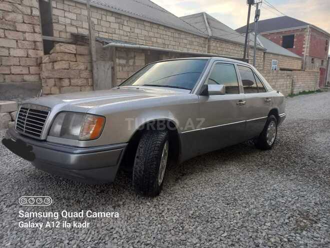 Mercedes E 220 1995, 457,876 km - 2.2 l - Bakı
