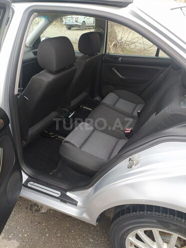 Volkswagen Bora 2003, 250,000 km - 1.6 л - Bakı