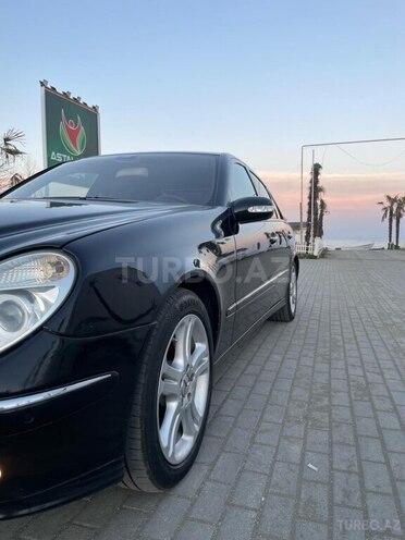 Mercedes E 270 2004, 421,000 km - 2.7 л - Astara
