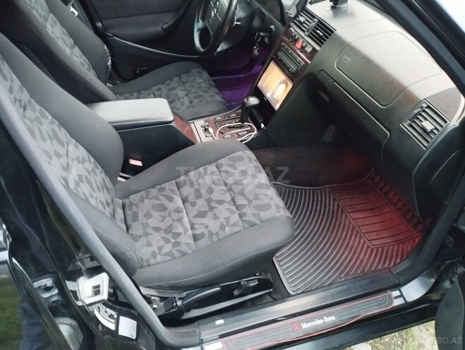 Mercedes C 200 1999, 406,730 km - 2.0 l - Qəbələ