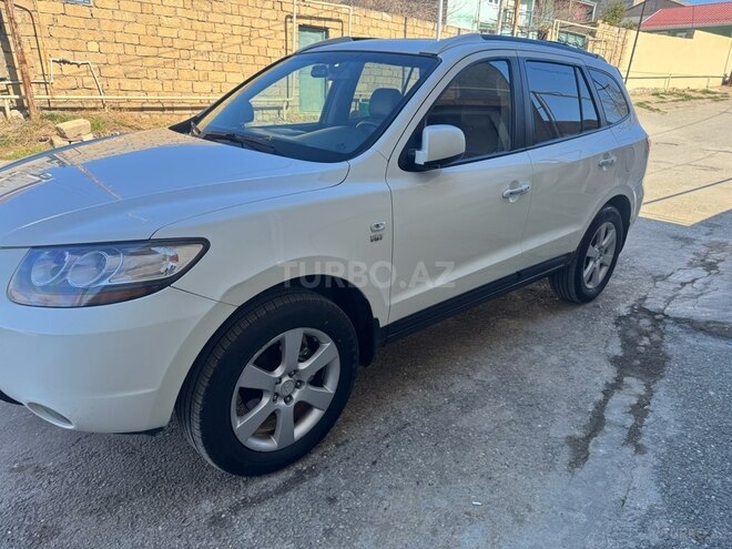 Hyundai Santa Fe-5