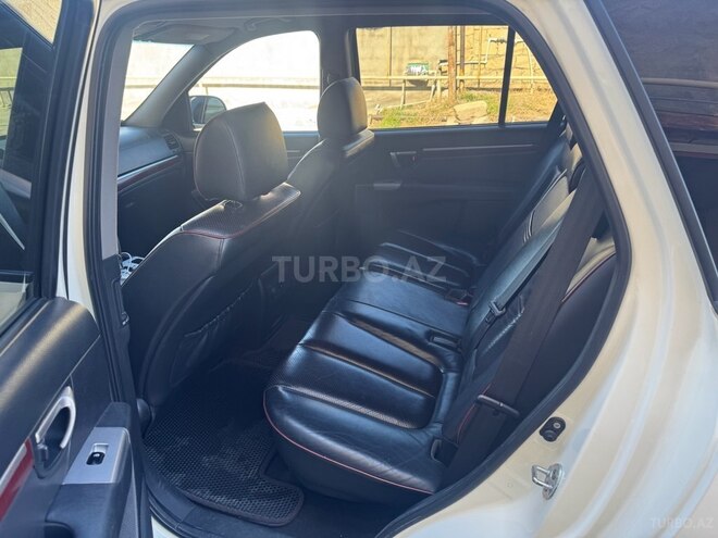Hyundai Santa Fe-4