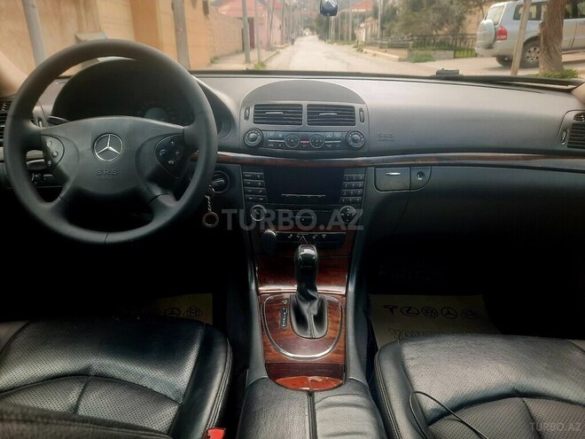 Mercedes E 220 d 2005, 362,500 km - 2.2 л - Bakı