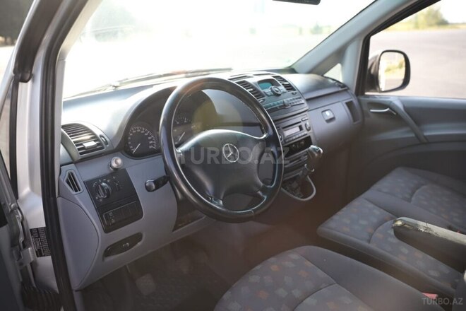 Mercedes Vito 115 2006, 356,000 km - 2.2 л - Qax