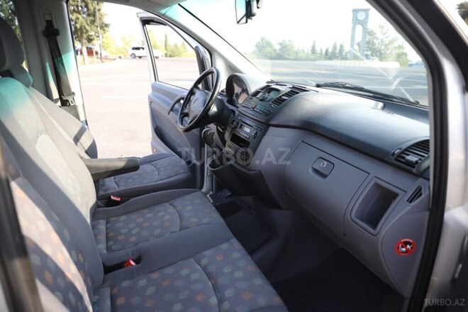 Mercedes Vito 115 2006, 356,000 km - 2.2 л - Qax