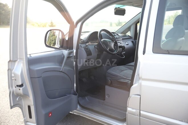 Mercedes Vito 115 2006, 356,000 km - 2.2 л - Qax