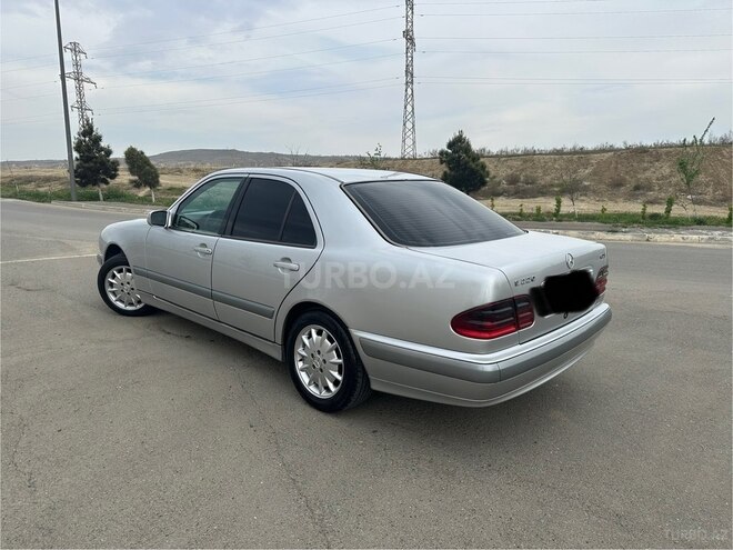Mercedes E 220 d 2000, 331,000 km - 2.2 l - Şirvan