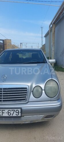 Mercedes E 240 1999, 353,454 km - 2.4 l - Sumqayıt