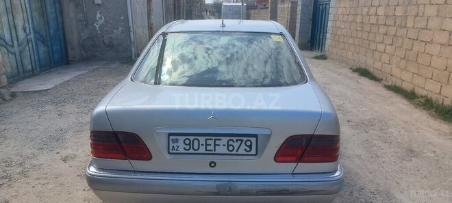 Mercedes E 240 1999, 353,454 km - 2.4 l - Sumqayıt