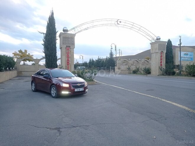 Chevrolet Cruze 2015, 298,000 km - 1.4 л - Füzuli