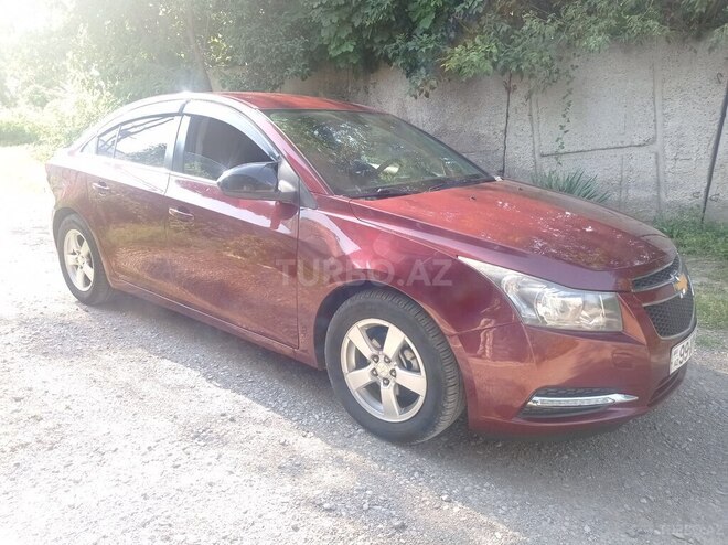 Chevrolet Cruze 2015, 298,000 km - 1.4 л - Füzuli