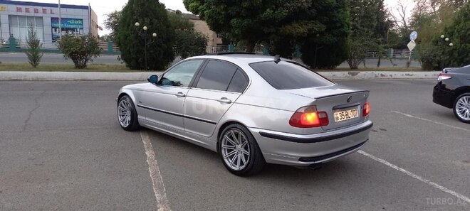 BMW 320 2000, 330,000 km - 2.2 л - Qazax