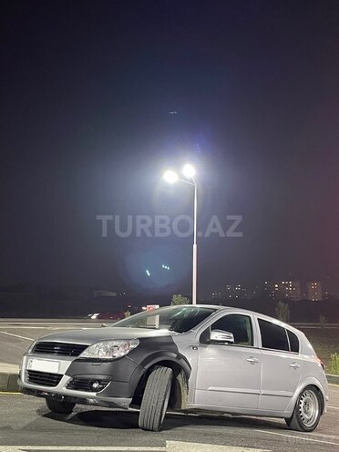 Opel Astra 2004, 210,000 km - 1.4 l - Bakı