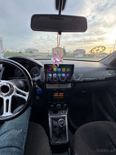 Opel Astra 2004, 210,000 km - 1.4 l - Bakı