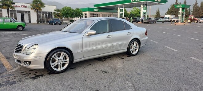 Mercedes E 220 d 2006, 460,000 km - 2.2 l - Zaqatala