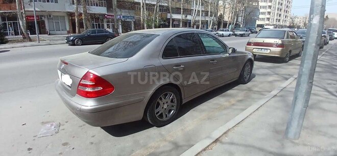 Mercedes E 200 2004, 225,000 km - 1.8 l - Mingəçevir