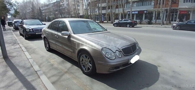 Mercedes E 200 2004, 225,000 km - 1.8 l - Mingəçevir