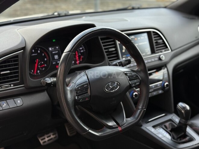 Hyundai Elantra 2017, 146,000 km - 1.6 л - Bakı