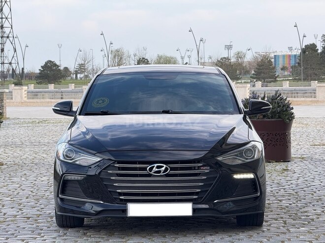 Hyundai Elantra 2017, 146,000 km - 1.6 л - Bakı