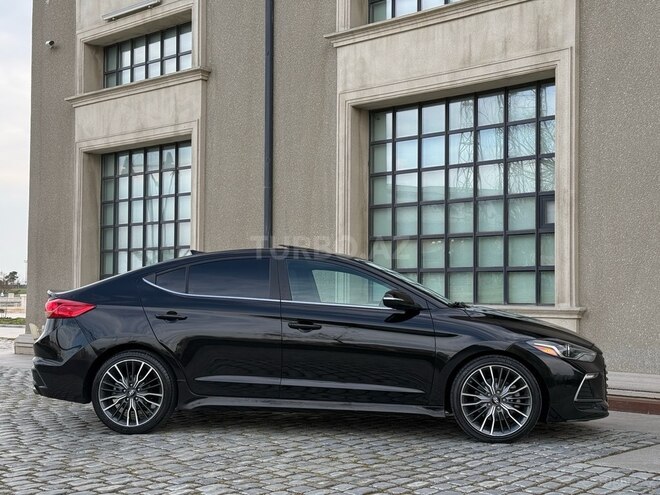 Hyundai Elantra 2017, 146,000 km - 1.6 л - Bakı