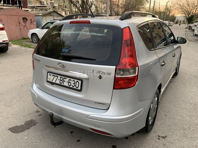 Hyundai i30 2010, 241,041 km - 1.6 л - Sumqayıt