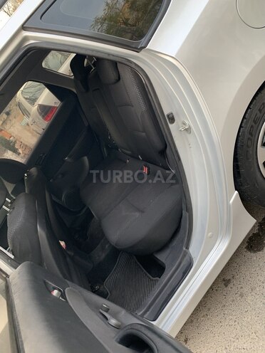 Hyundai i30 2010, 241,041 km - 1.6 л - Sumqayıt