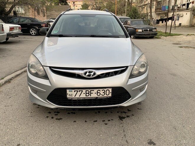 Hyundai i30 2010, 241,041 km - 1.6 л - Sumqayıt