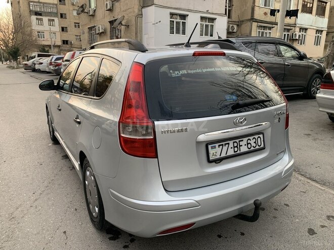 Hyundai i30 2010, 241,041 km - 1.6 л - Sumqayıt