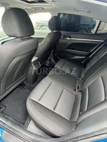 Hyundai Elantra 2017, 61,000 km - 2.0 l - Bakı