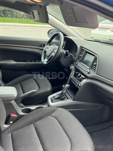 Hyundai Elantra 2017, 61,000 km - 2.0 l - Bakı