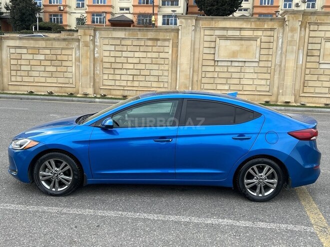 Hyundai Elantra 2017, 61,000 km - 2.0 l - Bakı