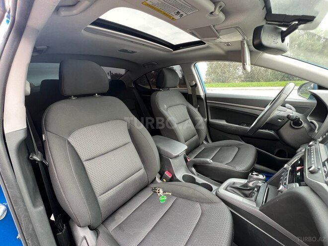 Hyundai Elantra 2017, 61,000 km - 2.0 l - Bakı