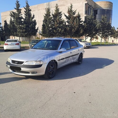 Opel Vectra 1996, 350,000 km - 1.8 l - Sumqayıt