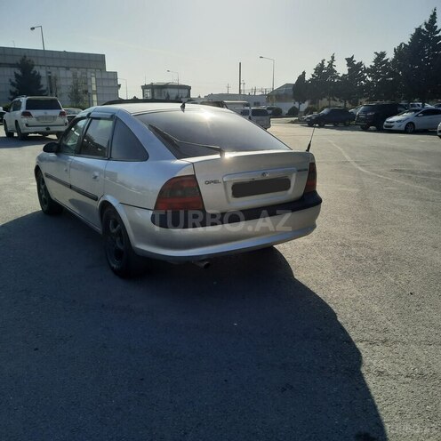 Opel Vectra 1996, 350,000 km - 1.8 l - Sumqayıt