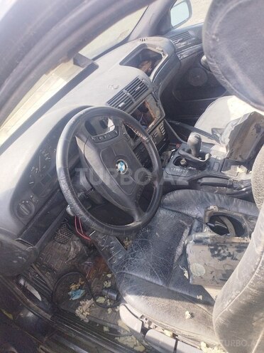 BMW 525 1998, 637,895 km - 2.5 l - Bakı