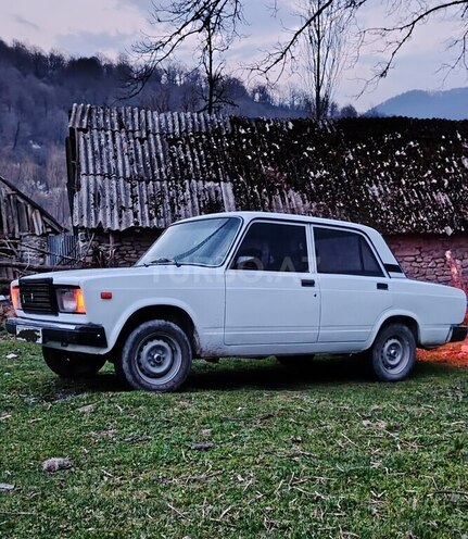 LADA (VAZ) 2107 2005, 85,000 km - 1.6 l - İsmayıllı