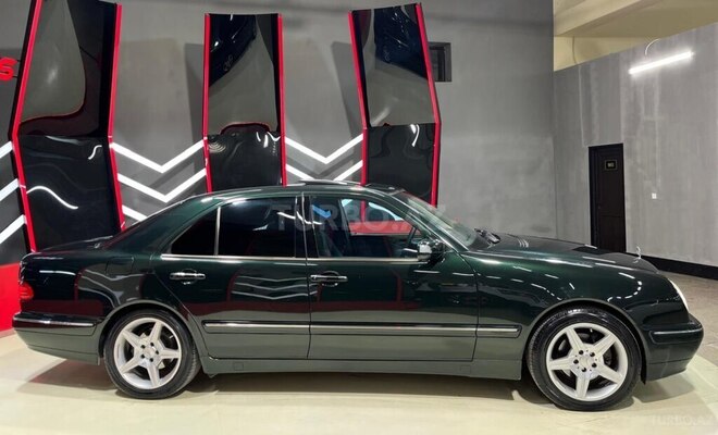 Mercedes E 280 1999, 277,007 km - 2.8 л - Sumqayıt