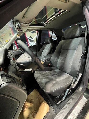 Mercedes E 280 1999, 277,007 km - 2.8 л - Sumqayıt