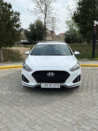 Hyundai Sonata-2