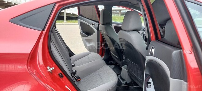 Hyundai Accent 2016, 265,542 km - 1.6 l - Bakı