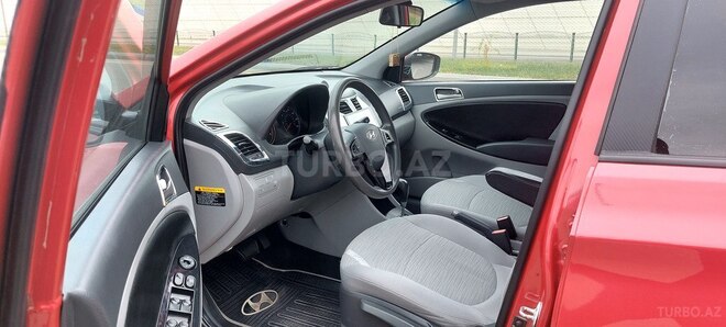 Hyundai Accent 2016, 265,542 km - 1.6 l - Bakı