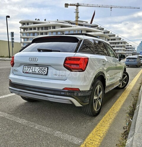 Audi Q2 e-tron-6