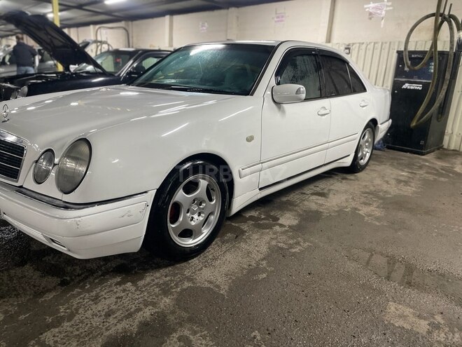 Mercedes E 230 1996, 350,000 km - 2.3 l - Bakı