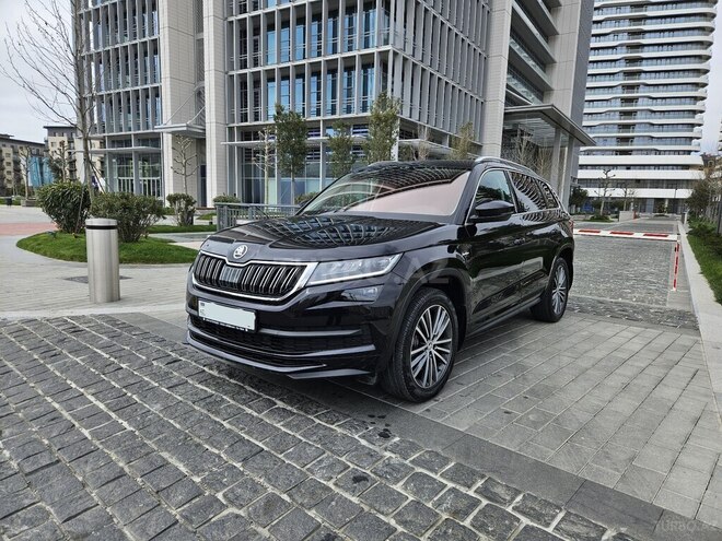 Skoda Kodiaq 2021, 31,800 km - 2.0 л - Bakı